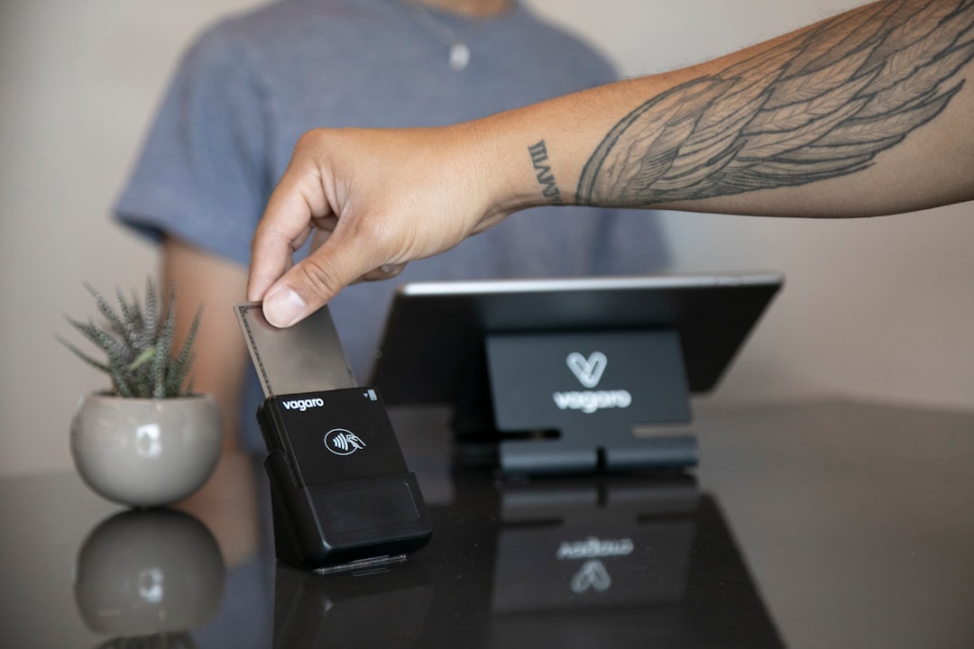 erfahren sie alles über chargebacks, wie sie funktionieren und wie sie sich vor unautorisierten rückbuchungen schützen können.