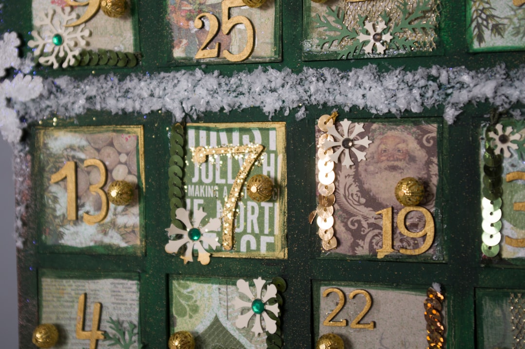 romantischer adventskalender für paare – überraschungen und gemeinsame momente in der vorweihnachtszeit.